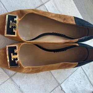 Tory Burch Women's Black and Camel Suede Flats